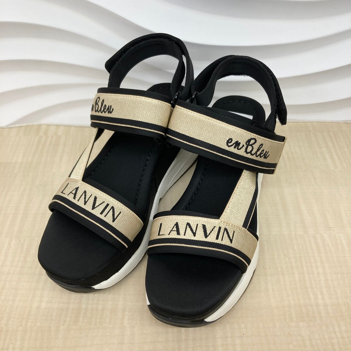 LANVIN en Bleu ランバンオンブルー プラットフォーム バックストラップ サンダル レディース 13138 M ベージュ ブラック ゴールド