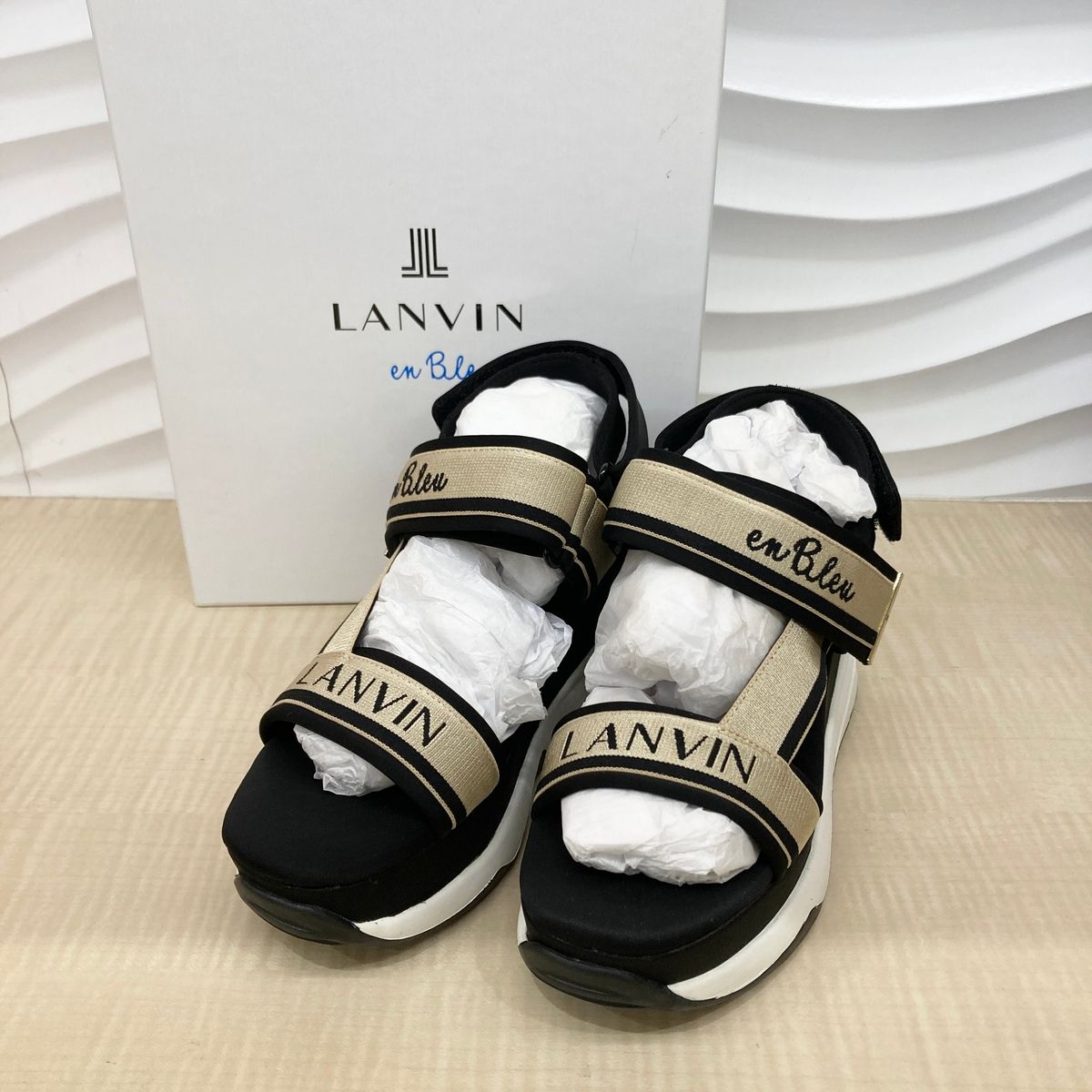 LANVIN en Bleu ランバンオンブルー プラットフォーム バックストラップ サンダル レディース 13138 M ベージュ ブラック ゴールド