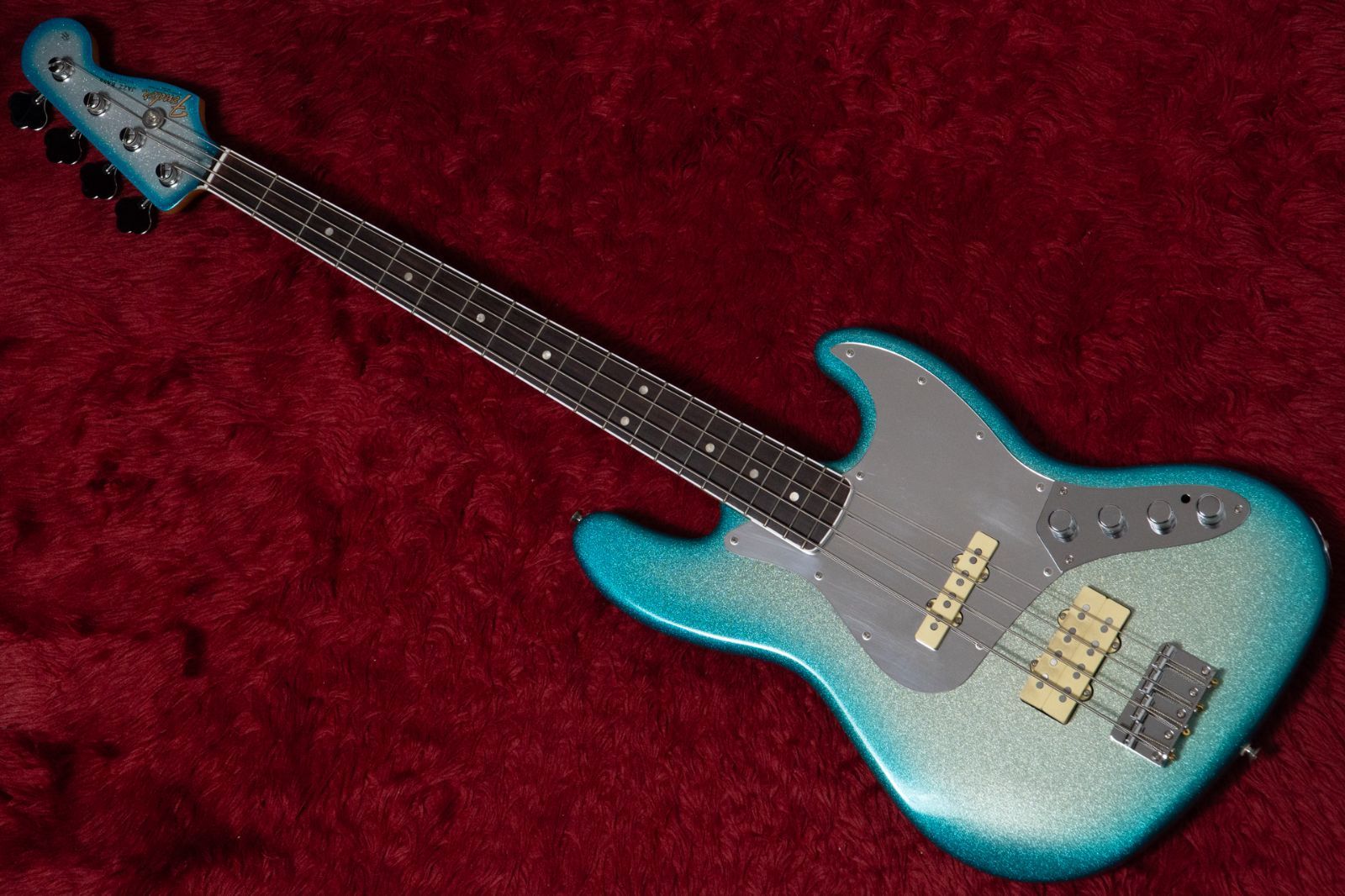 Fender Blu DeTiger Jazz Bass Sky Burst Sparkle Passive mod 2025 3 740 kg GIB横浜