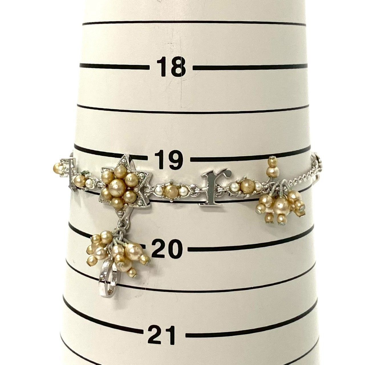 Y【Dior】ロゴ ブレスレット シルバーカラー フェイクパール ゴールド