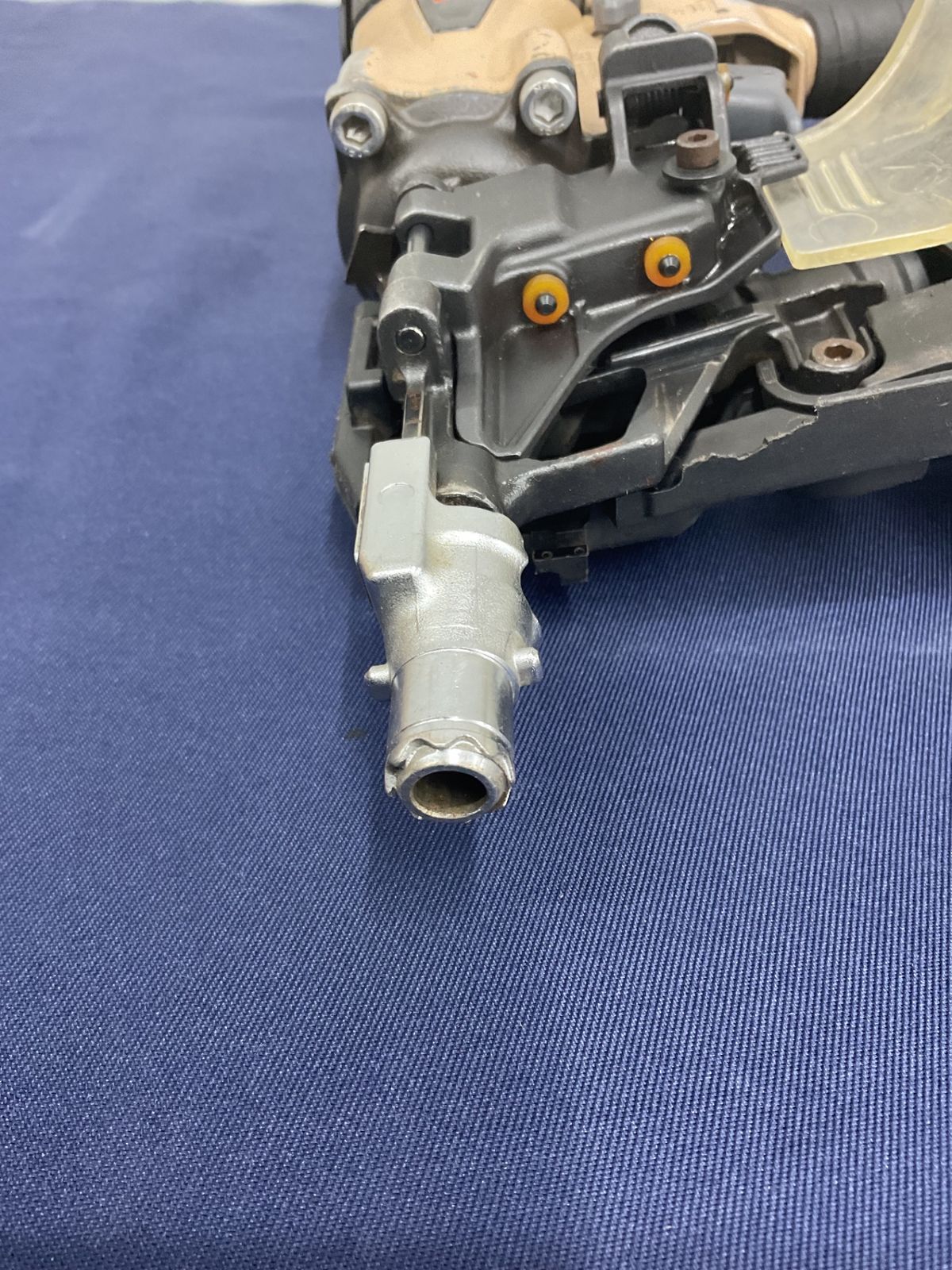 1 サンドベージュ