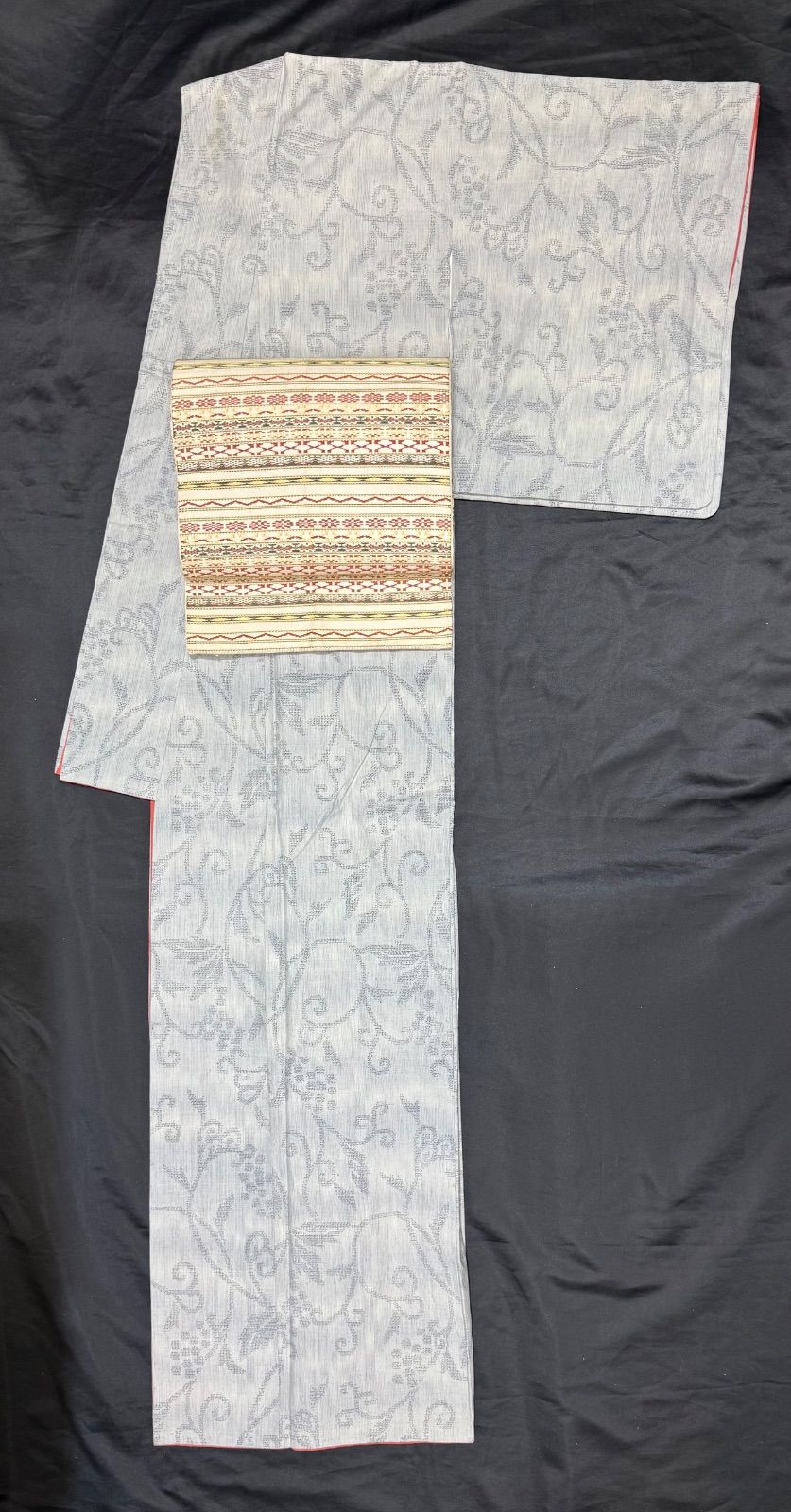 豪華絢爛 華麗 結城紬亀甲 身丈160 cm裄丈65 cm正絹グレー小紋袷広襟