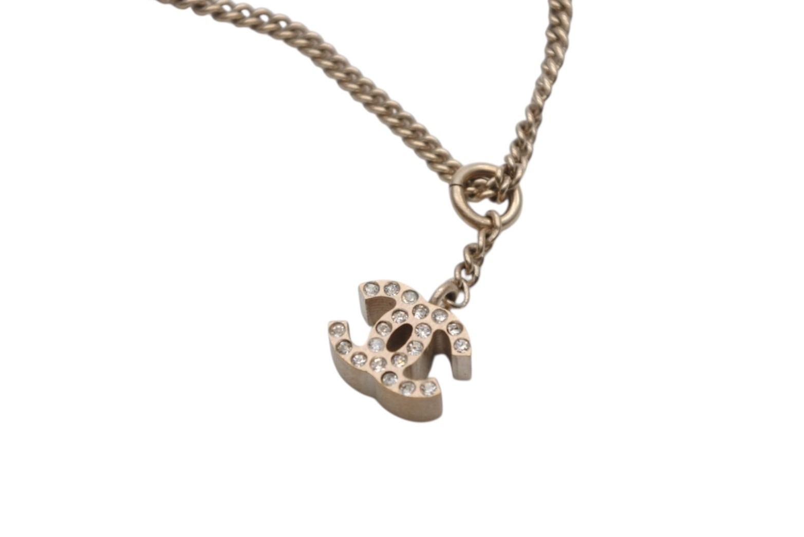 ラインストーン