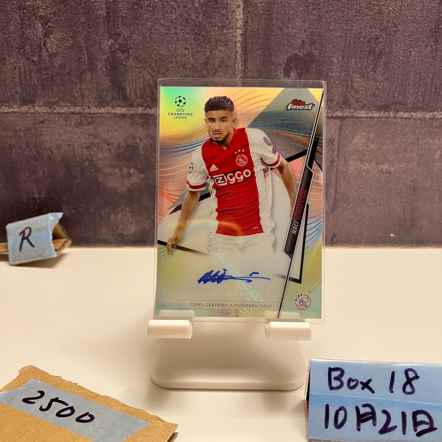2020-21 Topps Finest UEFA Champions League Naci Unuvar 直筆サイン
