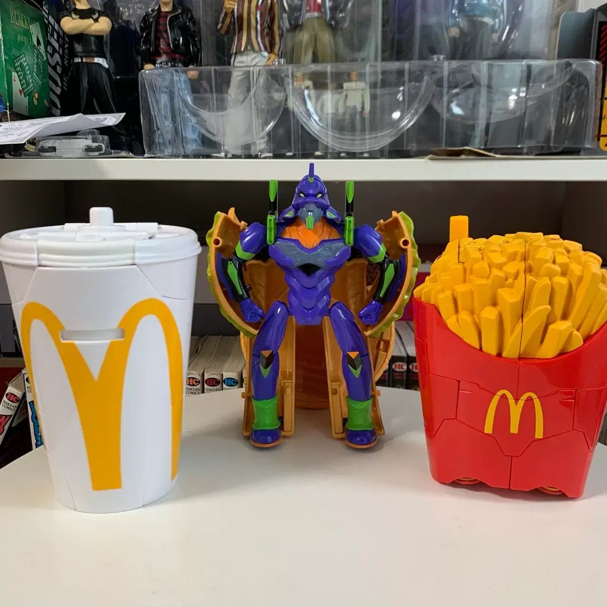 マクドナルド 配送 X エヴァンゲリオン 30周年 記念 フィギュア マクドナルド 配送 X エヴァンゲリオン 30周年 記念 フィギュア