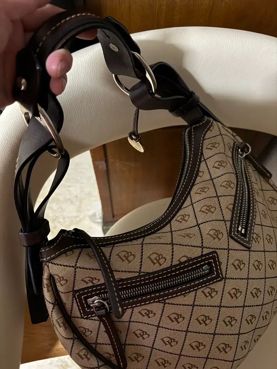 ドゥニ＆バーク バッグ ほぼ