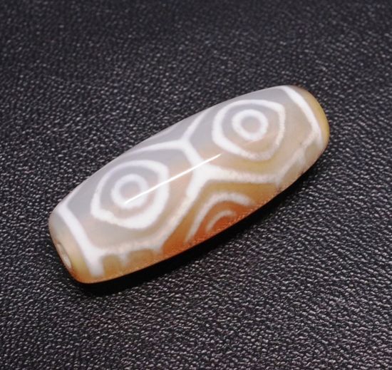 龍眼天珠 (29mm×11mm) ホワイトアゲート 天然色 白天珠 聖なるお守り