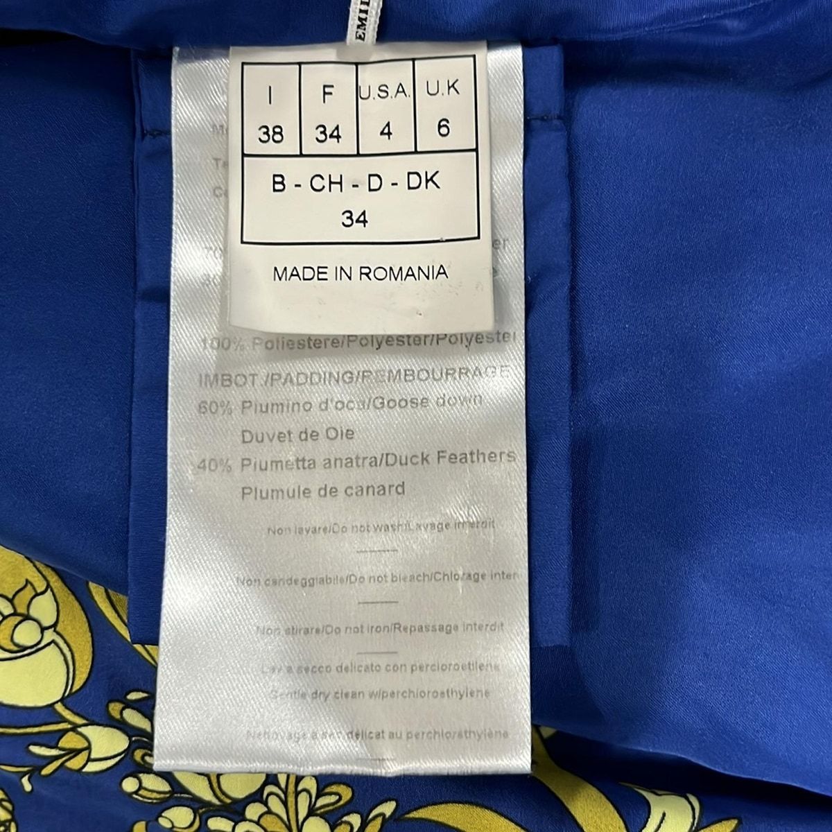 EMILIO PUCCI(PUCCI)(エミリオプッチ) ダウンジャケット サイズ38 S