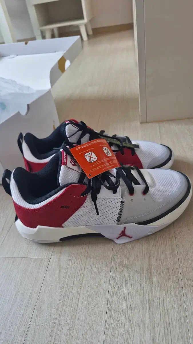 ナイキ ジョーダン1 Take 5 FP ナイキコリア 285