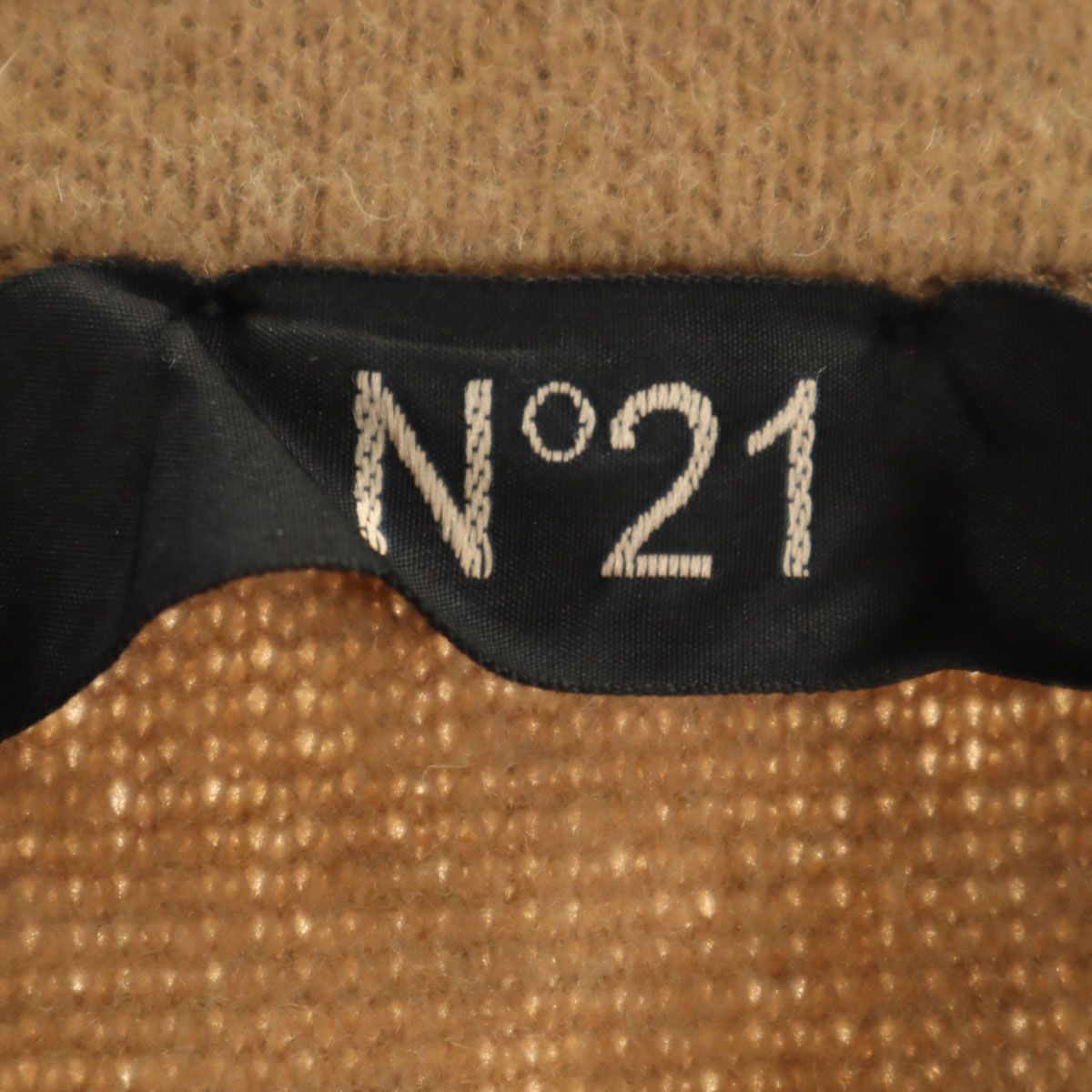 N°21 ヌメロ ヴェントゥーノ イタリア製 ウールブレンド 長袖