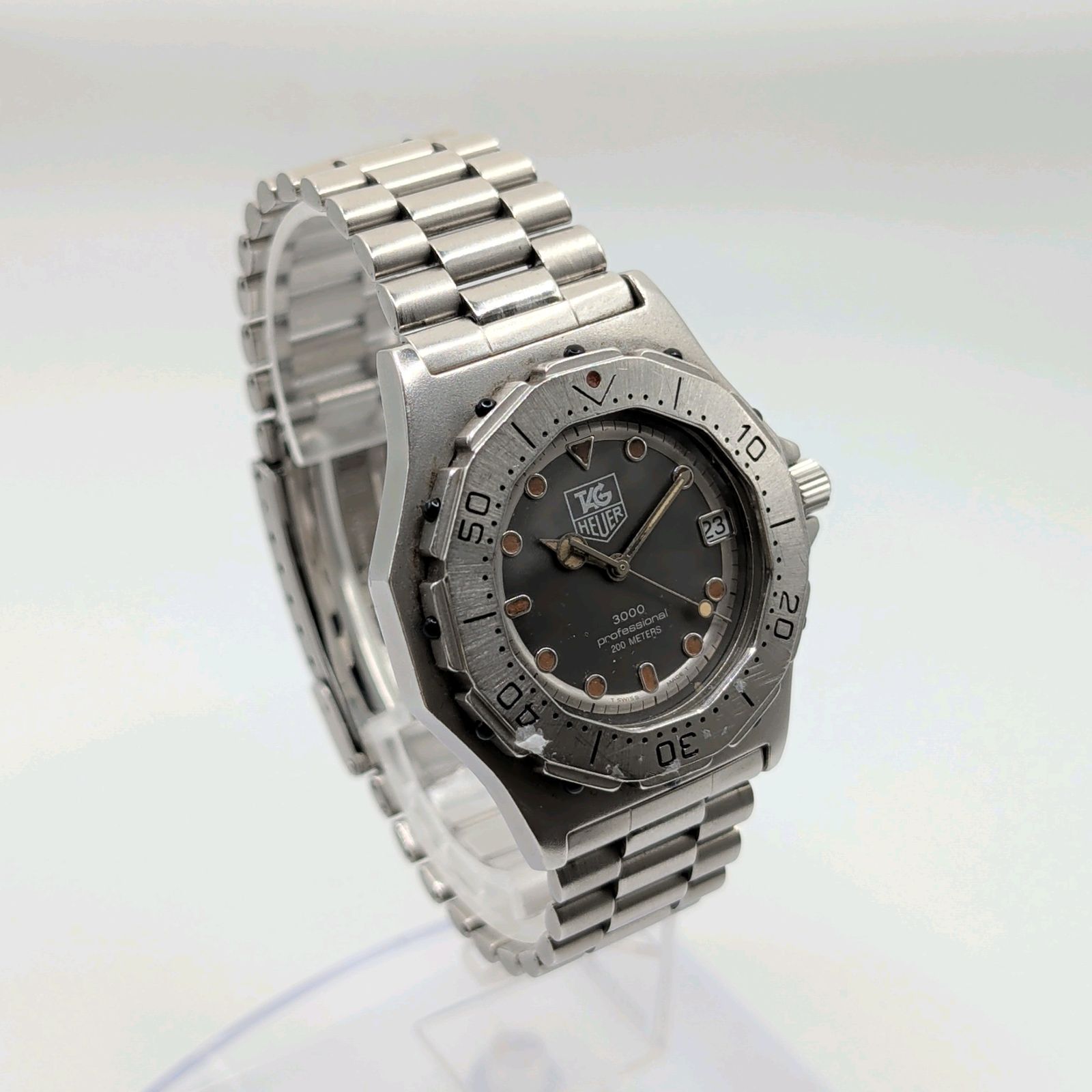 TAG HEUER 3000 Professional 932.206 Watch Quartz Men's Silver