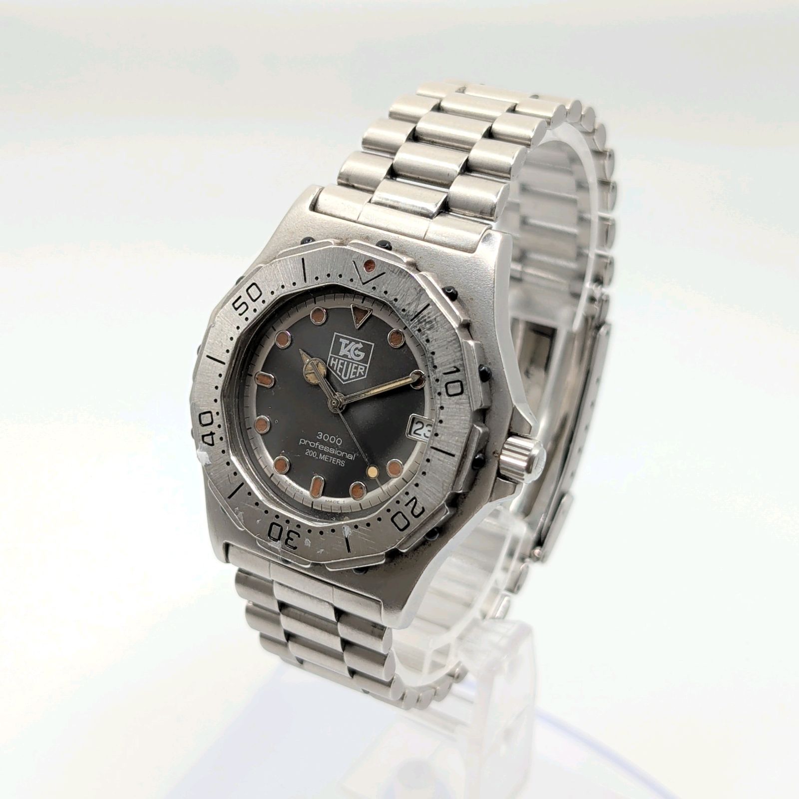 TAG HEUER 3000 Professional 932.206 Watch Quartz Men's Silver