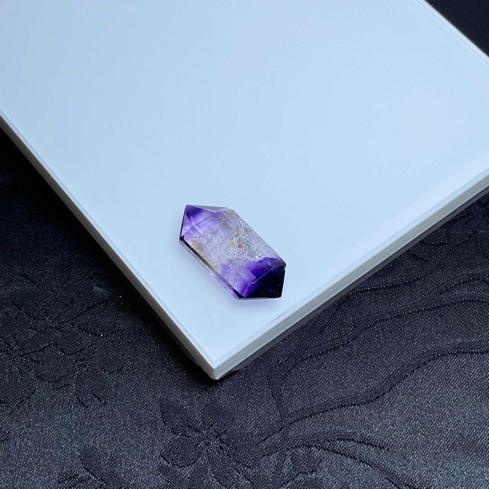 天然 スーパーセブン パワーストーン 天然石 原石 29.8 13.3 5.7 mm ZZ 1845