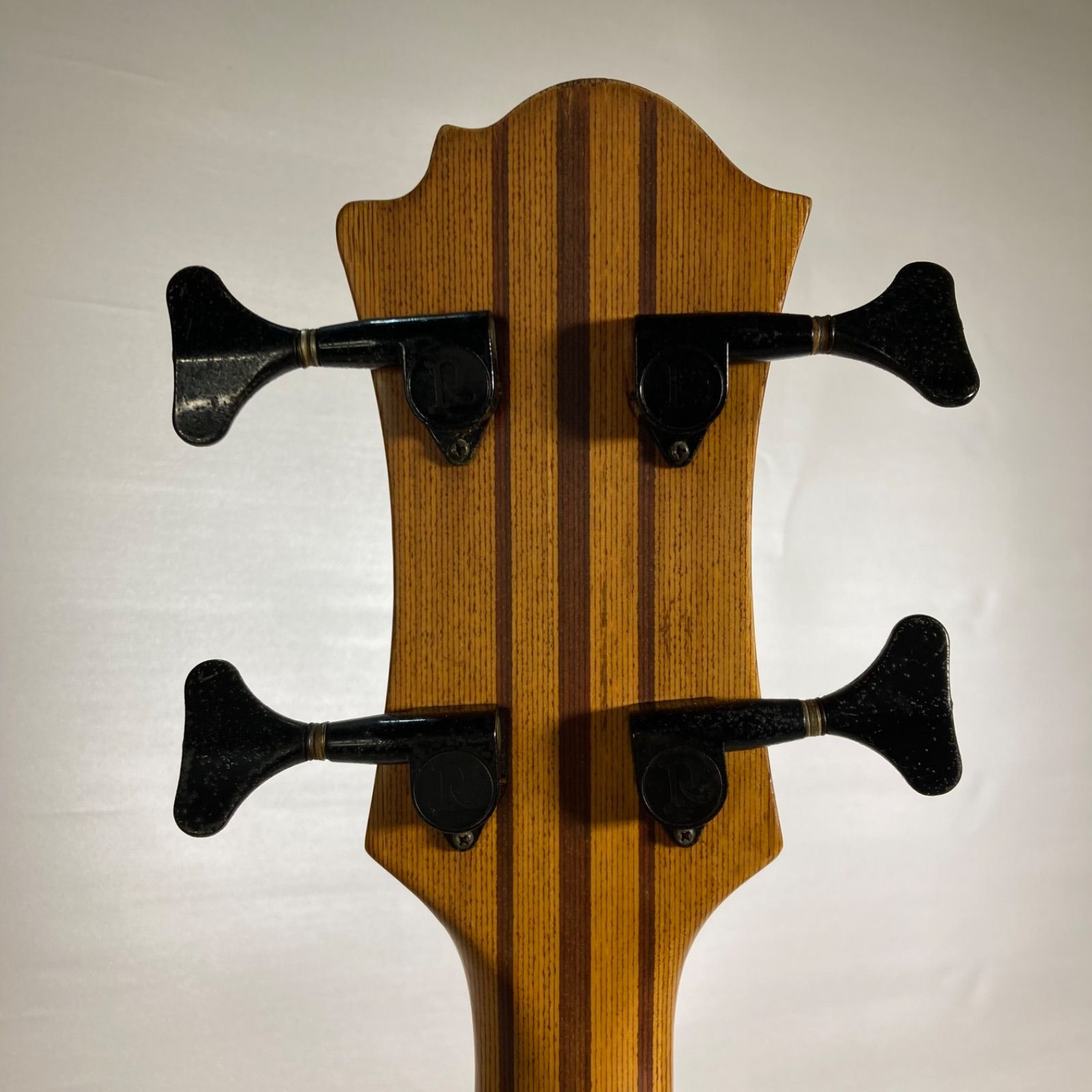  B C Rich モッキンバード Bass USA LA California エレキベース ベース