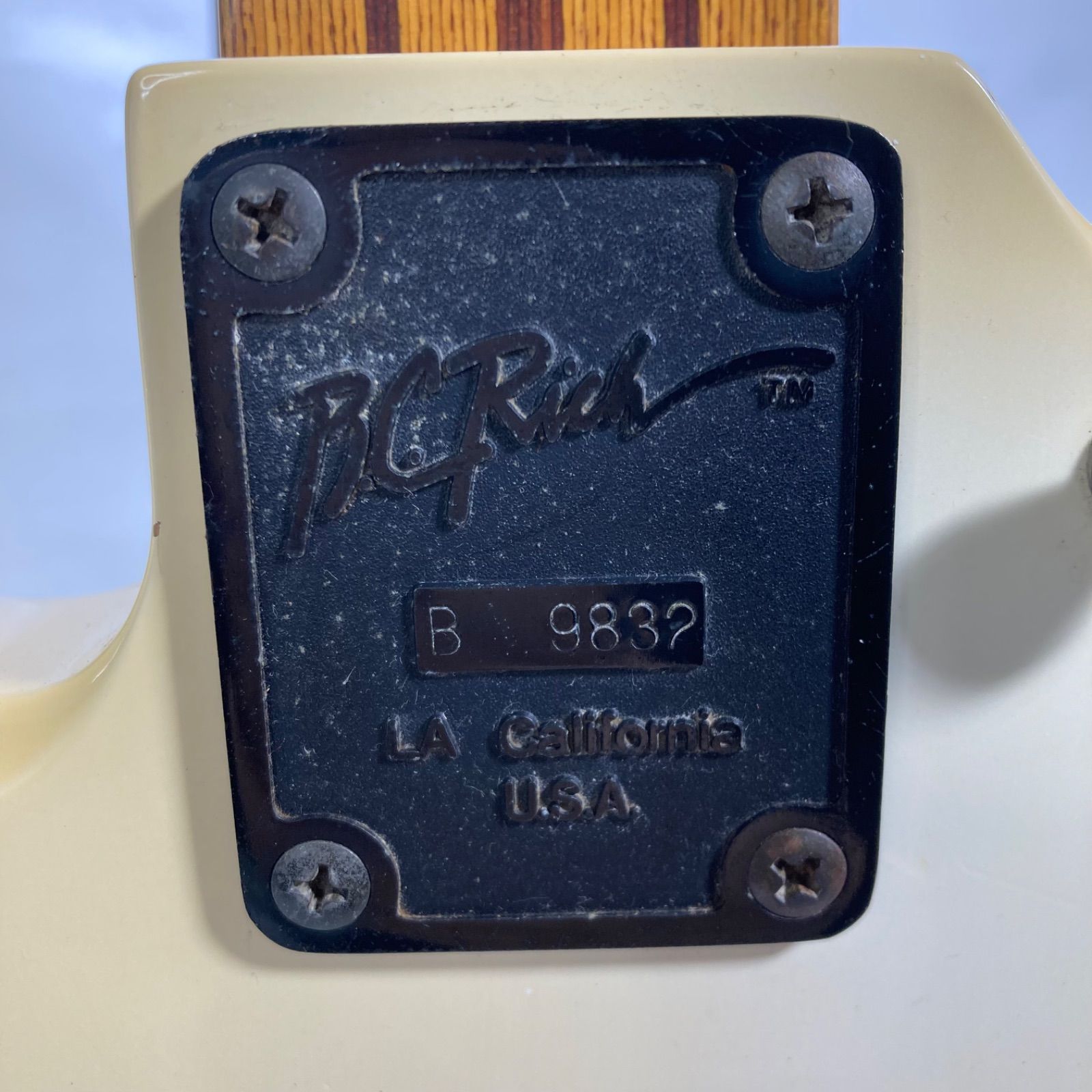 モッキンバード Bass