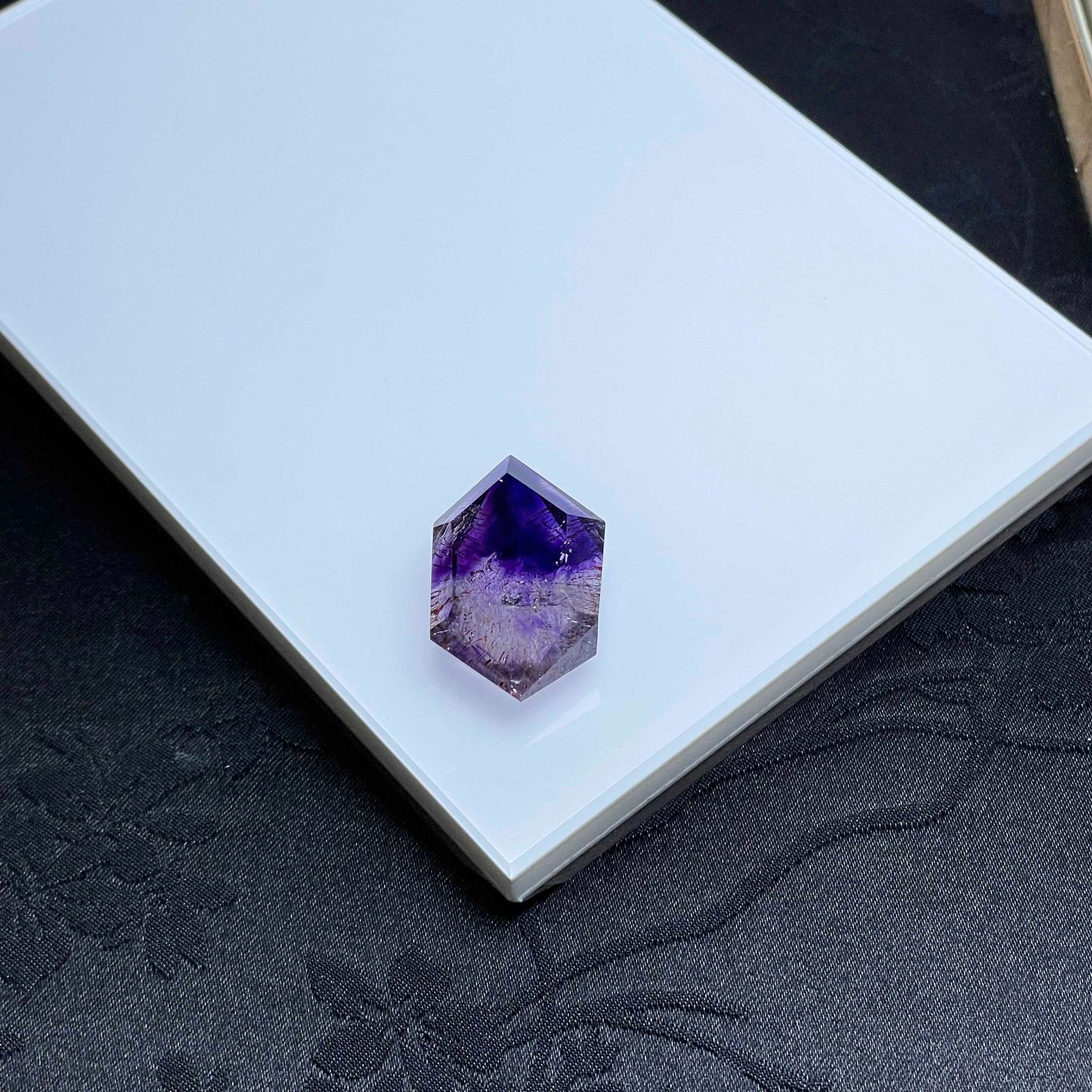 上 スーパーセブン パワーストーン 天然石 原石 31.4 19.9 11.6 mm ZZ 1850