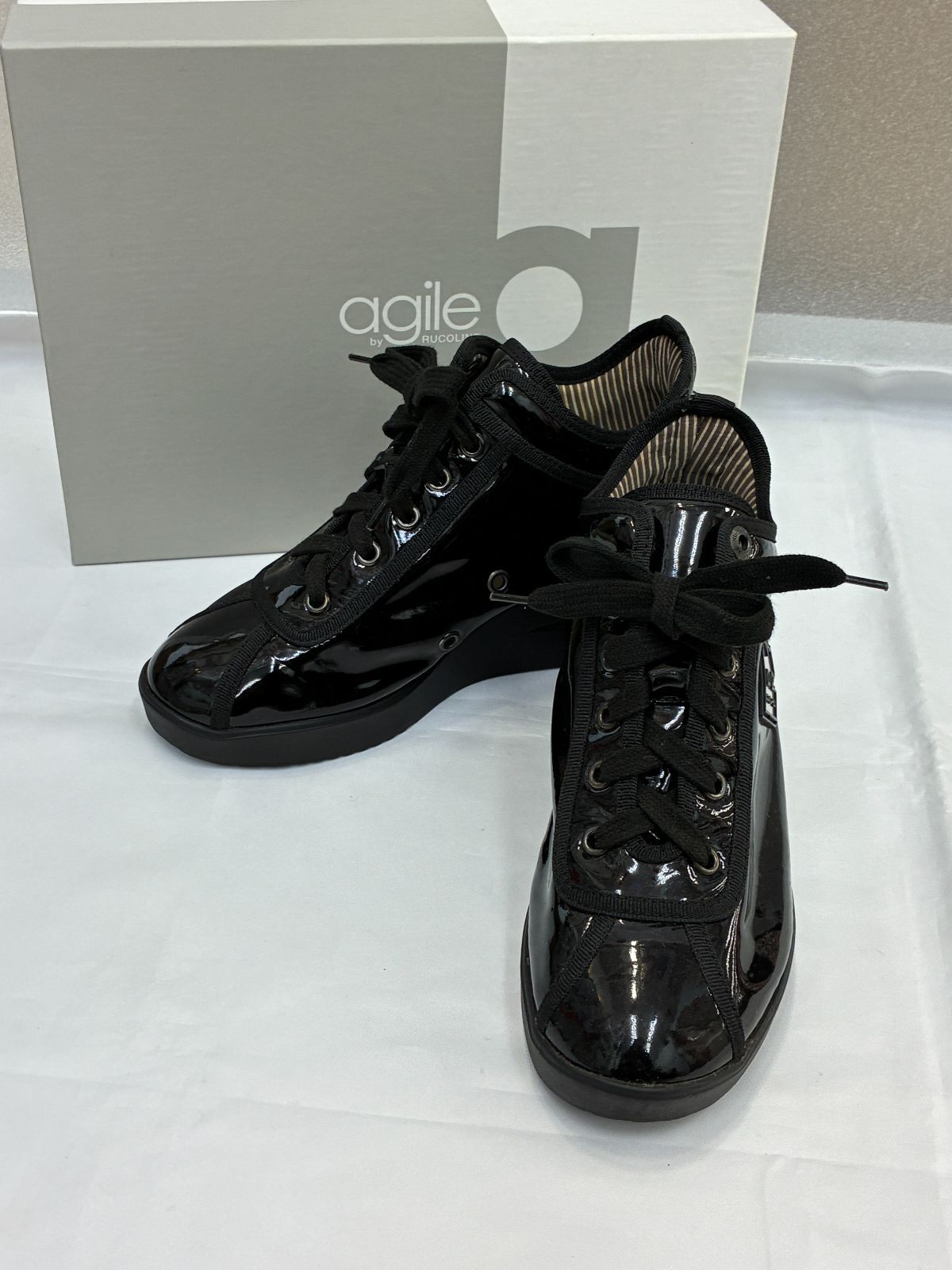 N【中古品】ルコライン RUCO LINE ヒールスニーカー エナメル 黒