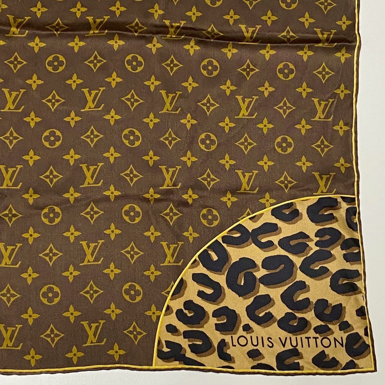 モノグラム レオパード