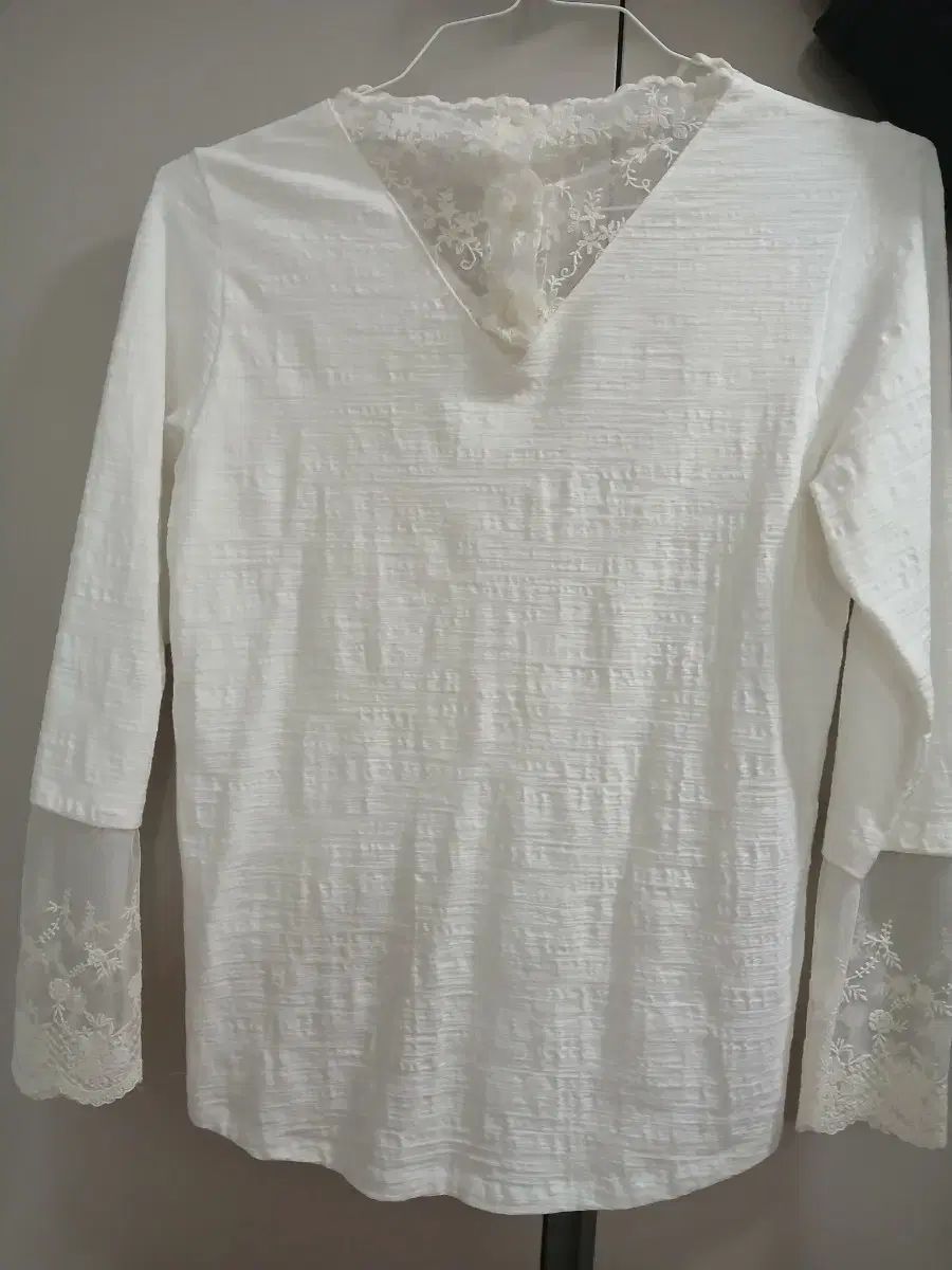 レイヤードTシャツ