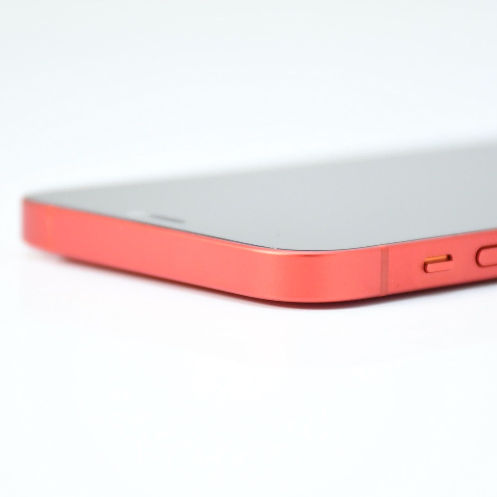 バッテリー最大容量 100％＊液晶美品】 docomo SIMフリー iPhone12