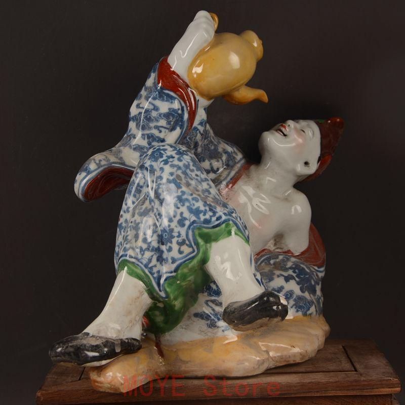 景徳鎮 陶磁器 活仏済公の彫刻 置物 gy 1216