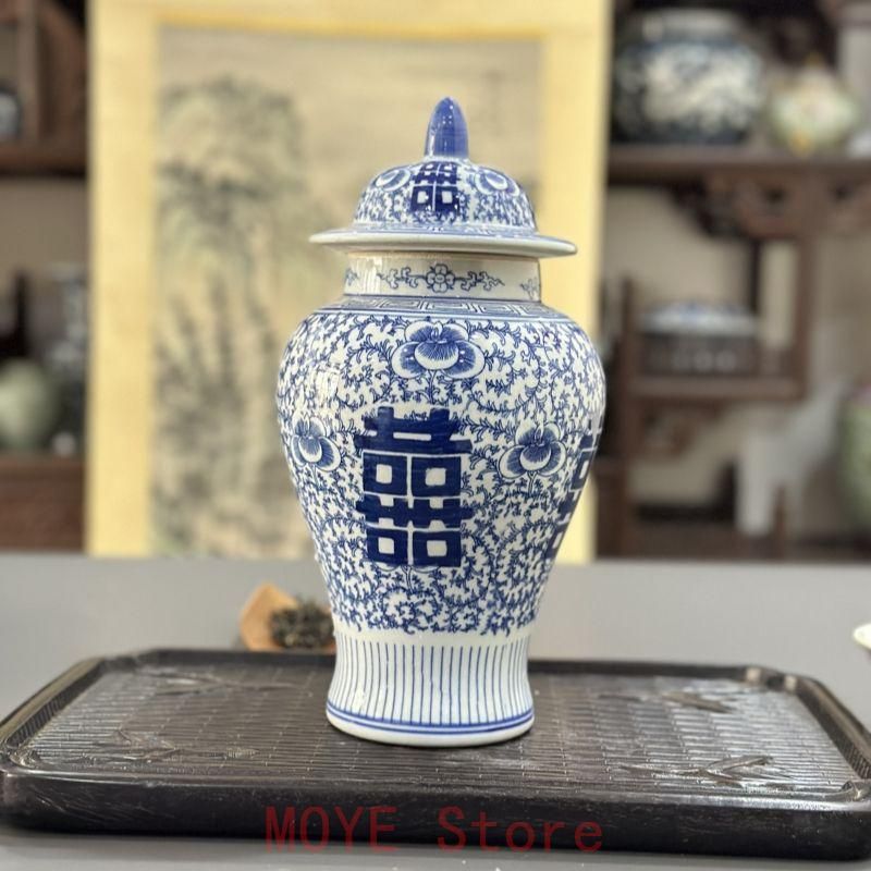 景徳鎮 青花 下彩磁器 将軍壺 装飾品 工芸品 美術品 置物gy1216 - メルカリ