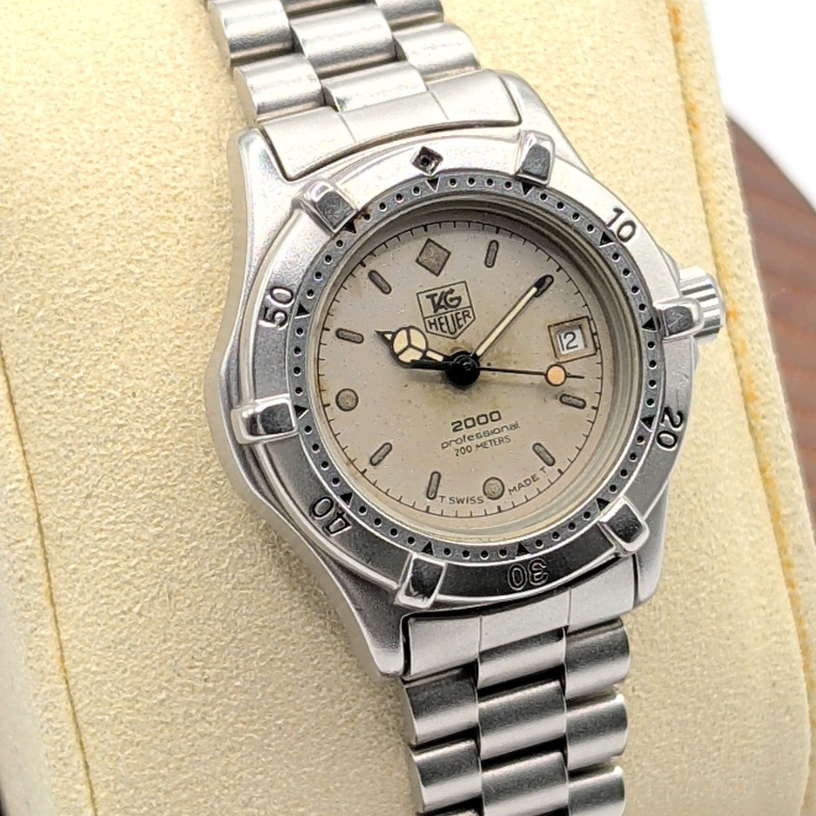 TAG HEUER Professional 2000 962.208 S/EL Watch quartz Ladies