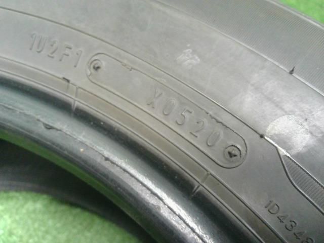 ノーマルタイヤ 215