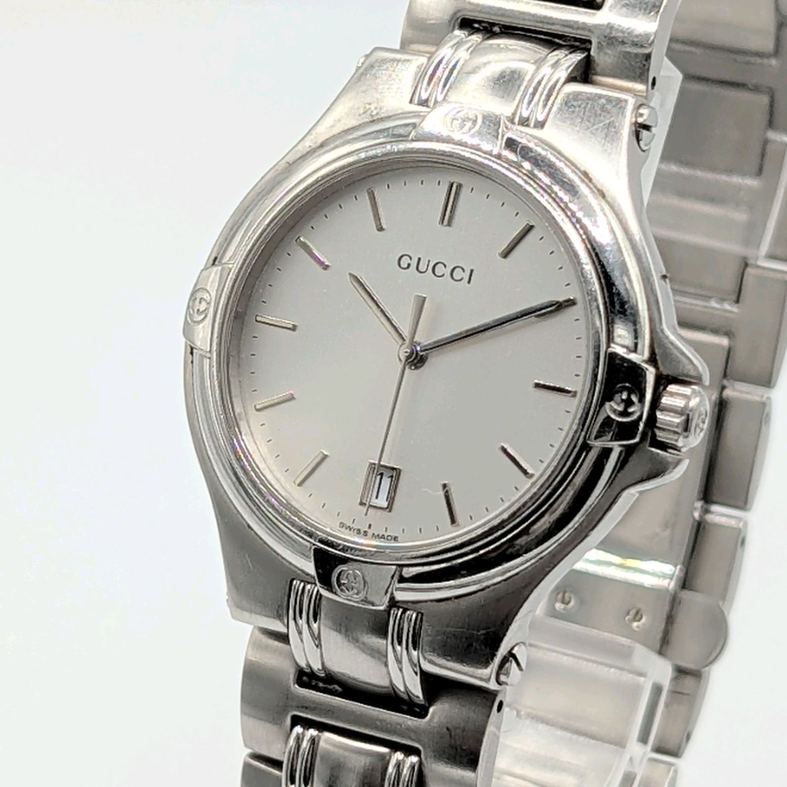 美品 GUCCI グッチ 腕時計 9040L クオーツ デイト ヴィンテージ GUCCI グッチ 9040L デイト アイボリー文字盤 QZ 1AP｜Yahoo!フリマ