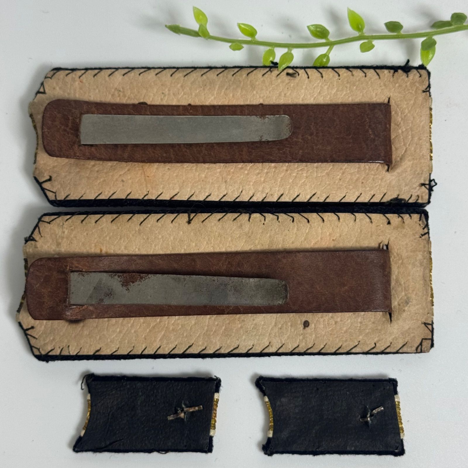 階級章 旧日本軍 陸軍 肩章 襟章 軍服 軍隊 日本軍 大日本帝国 当時物 旧日本軍 当時物 勲章用 肩章 襟章 階級章 まとめて 桜章 実物 日本