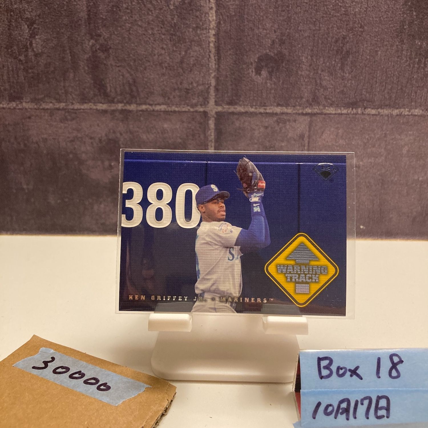 1997 Upper Deck Warning Track Ken Griffey Jr 2043 3500 Seattle Mariners Blue カード