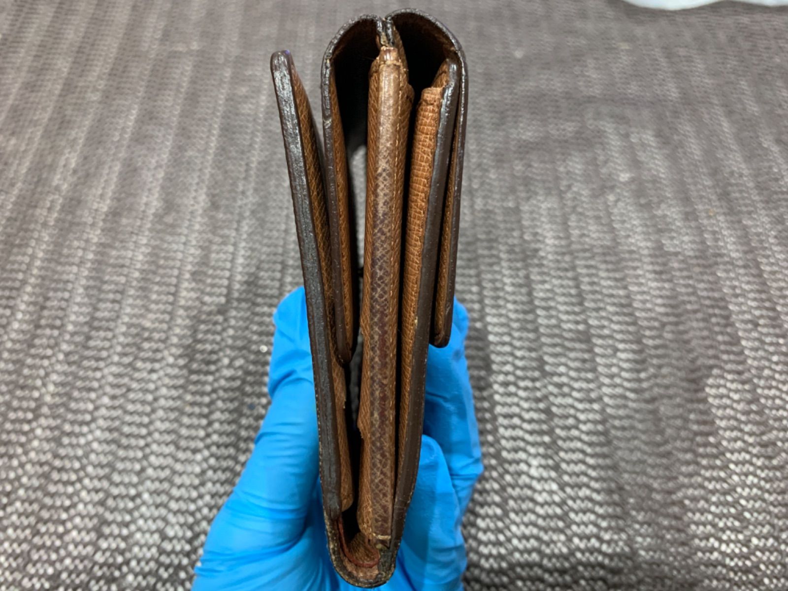 LOUIS VUITTON ルイヴィトン 節約 ポルトフォイユ エリーズ 三つ折財布