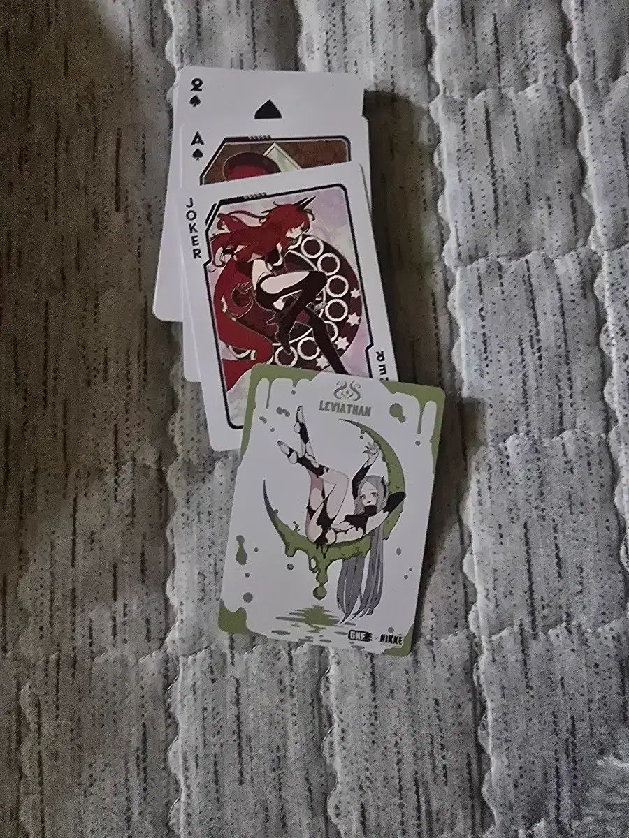 勝利の女神：NIKKE(ニケ) agf トランプ カード - メルカリ