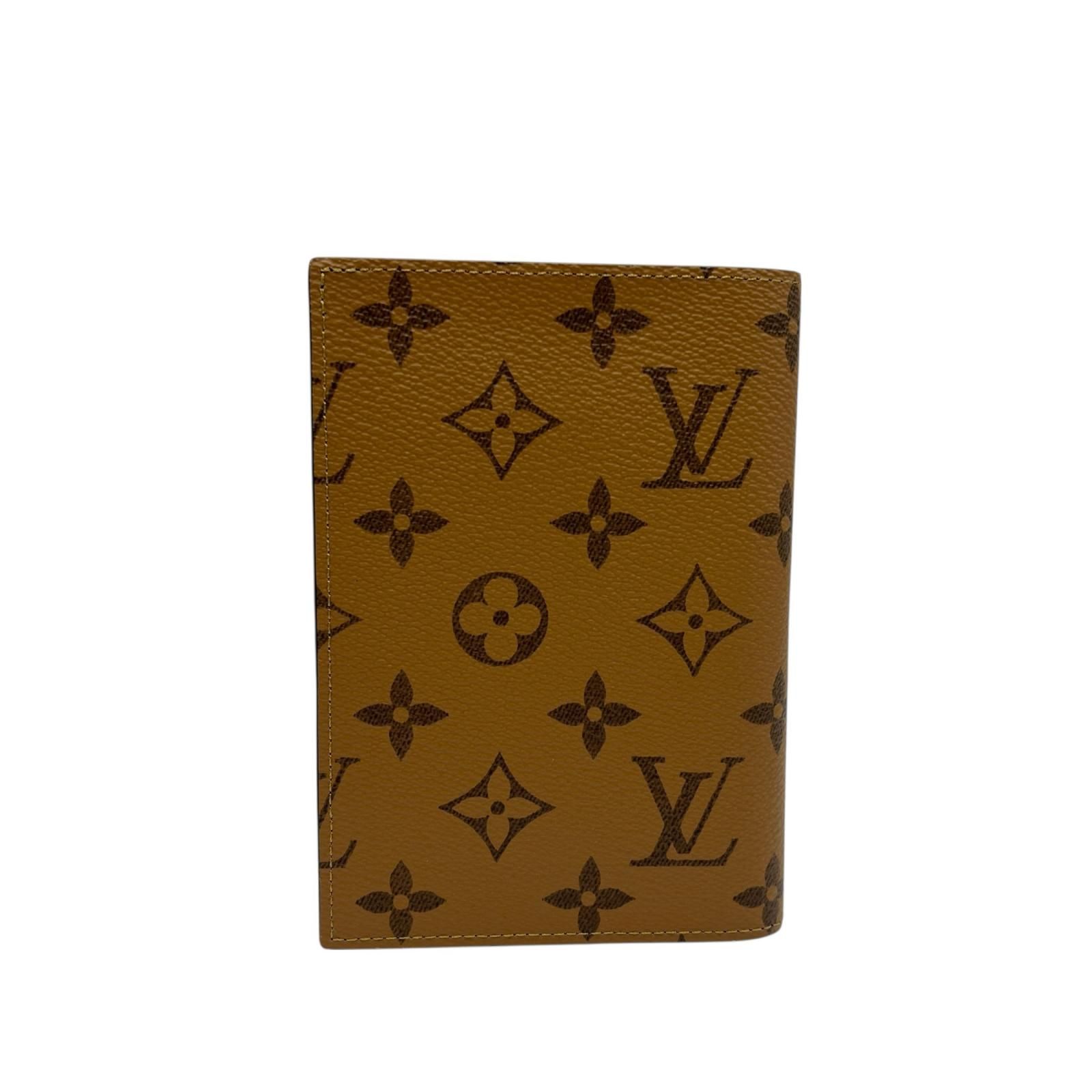 ルイヴィトン LOUIS VUITTON パスポートケース クーヴェルテュール