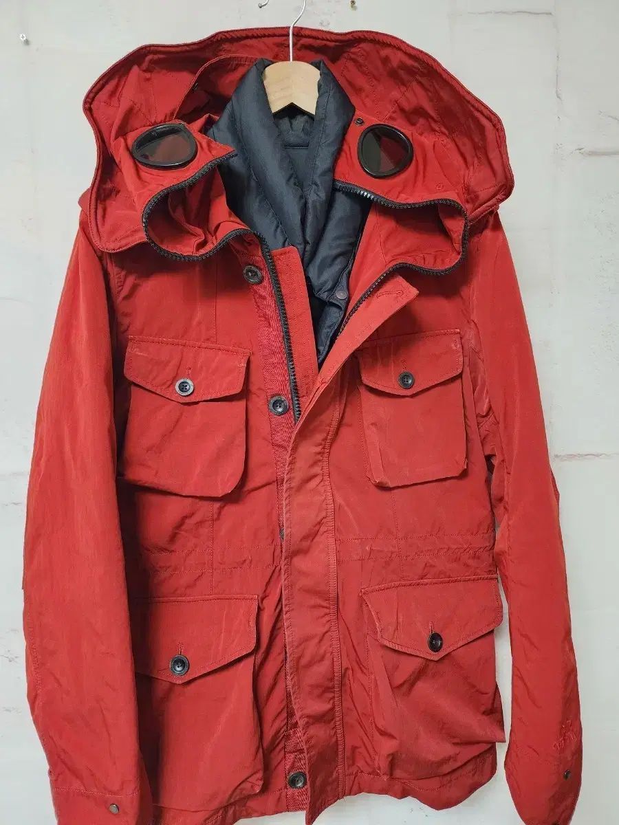 C.P. COMPANY シーピーカンパニー ゴーグル フード ジャケット - メルカリ C.P. COMPANY シーピーカンパニー ゴーグル フード ジャケット - メルカリ