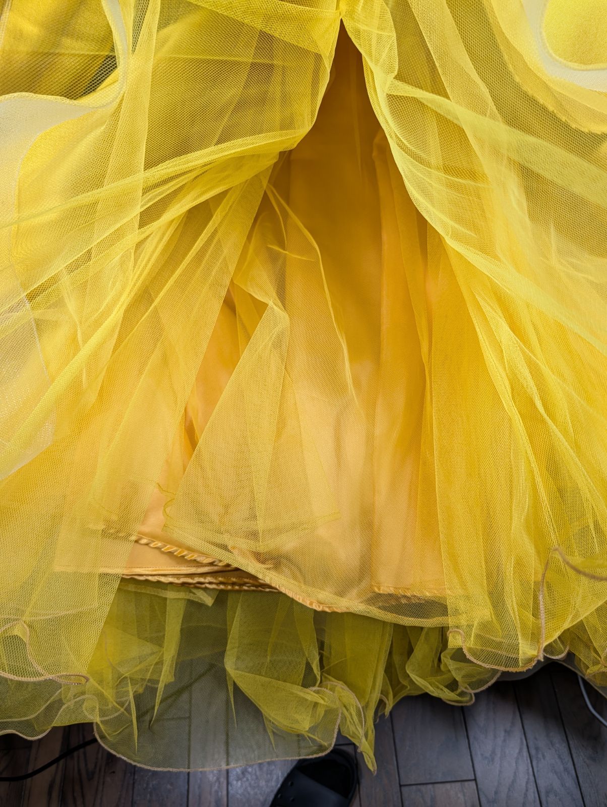 ドレス イエロー