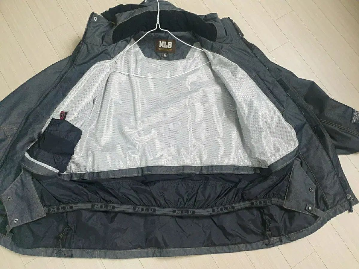  MLB スクール アウター 100 その他 ウェア