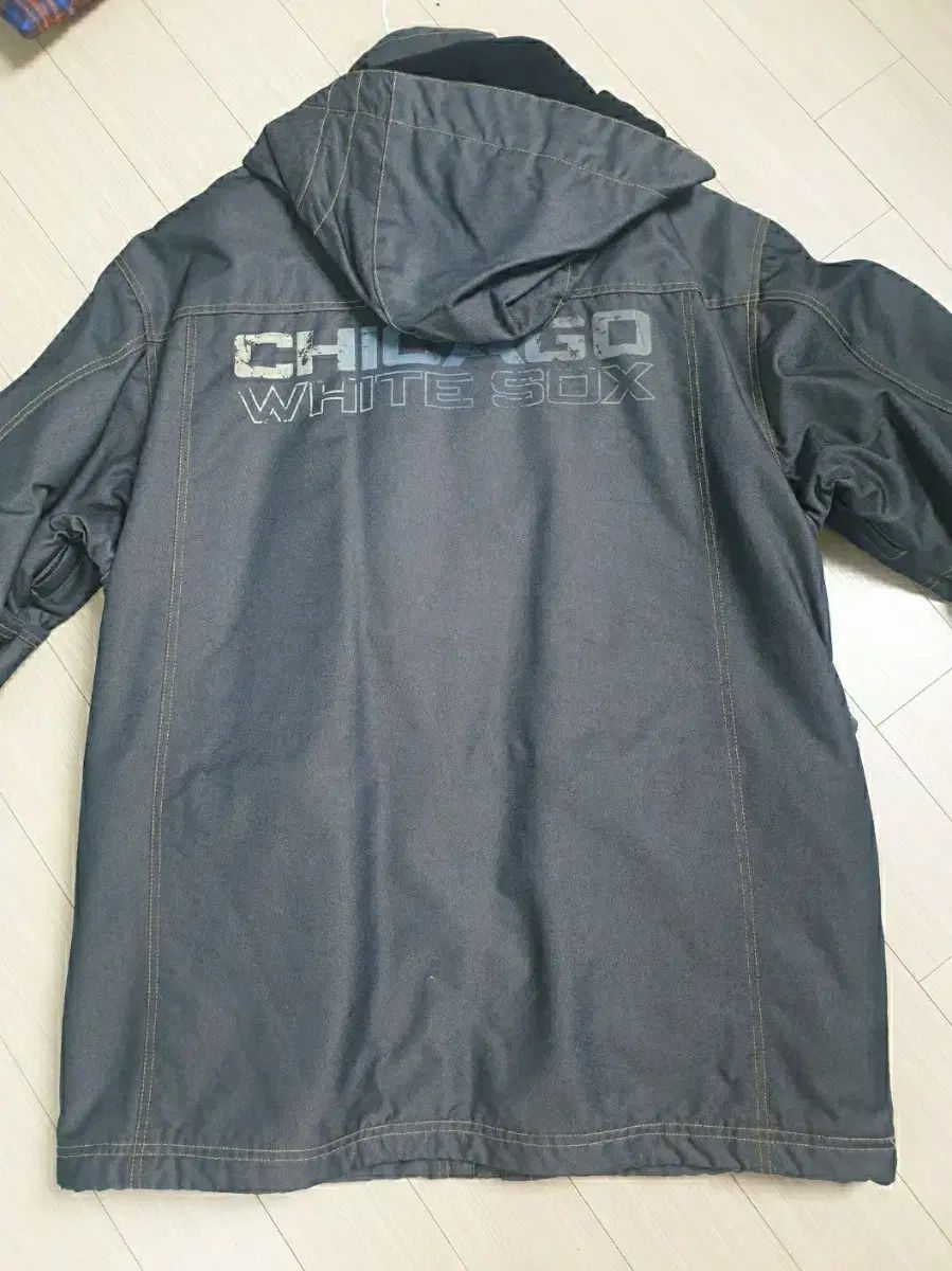 MLB スクール アウター 100