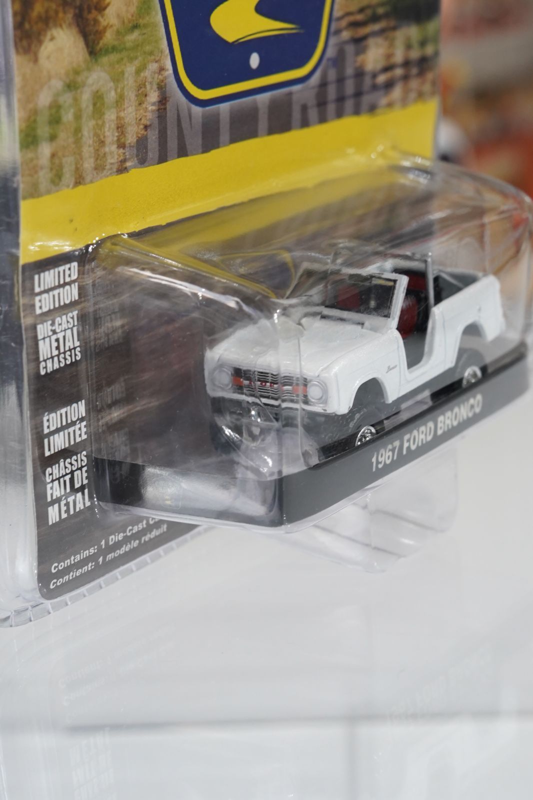 GREENLIGHT 1967 FORD BRONCO County Roads Series 10 グリーンライト