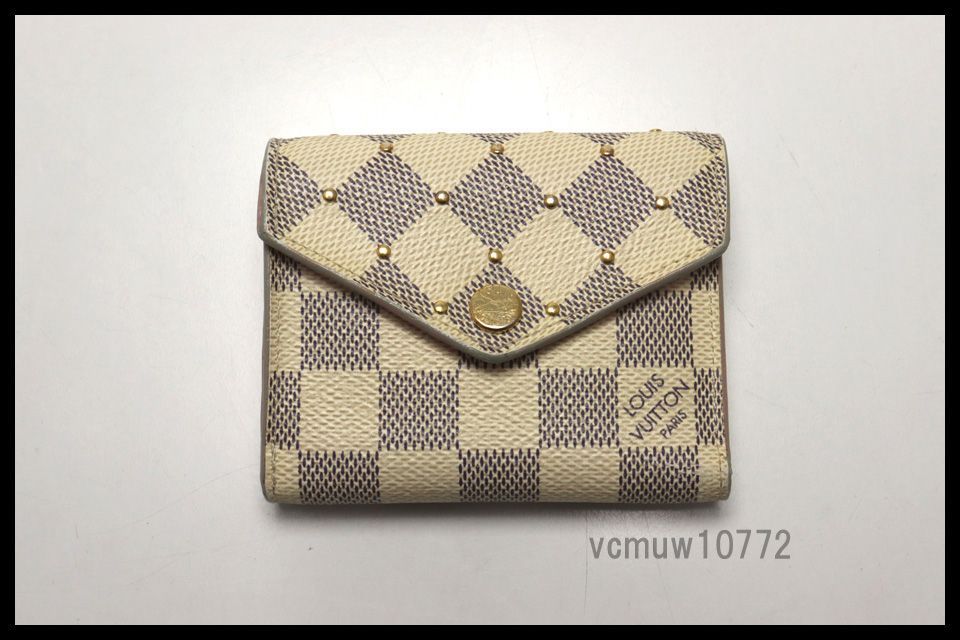 新品LOUIS VUITTON ダミエアズール スタッズ ゾエ 三つ折り財布 新品LOUIS VUITTON ダミエアズール スタッズ ゾエ 三つ折り財布