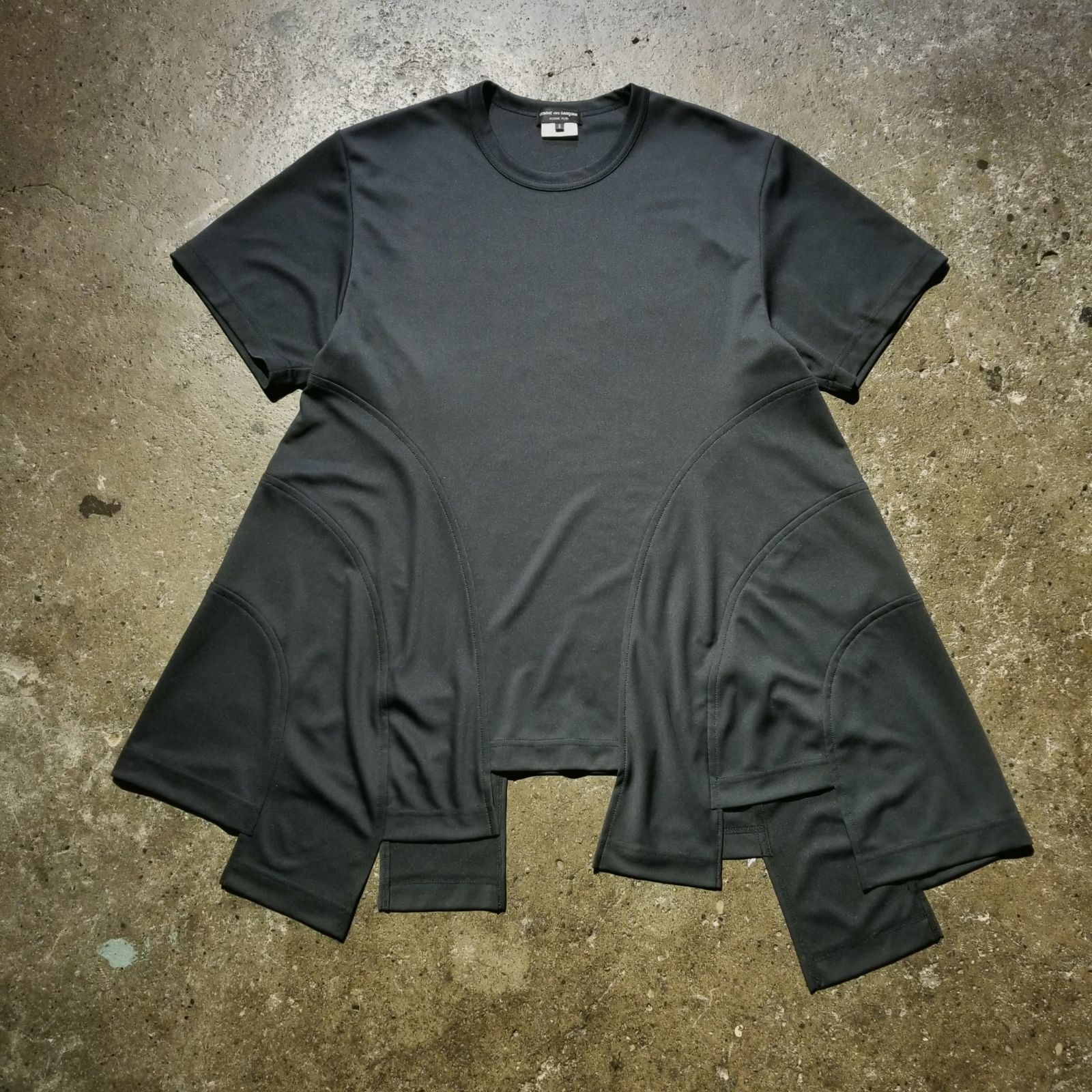 COMME des GARCONS HOMME PLUS 25ss エステル変形カットソー S コムデギャルソン 2025ss AD2024 PO-T025