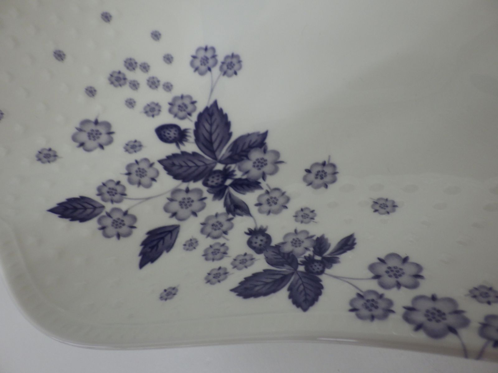 ウェッジウッド WEDGWOOD ストロベリー ブルーム インディゴ スクエア