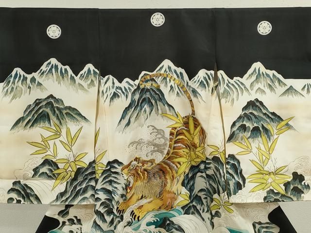 平和屋着物 お宮参り 男の子 祝着 産着 初着 のしめ 刺繍 虎 立波笹文 金彩 ze
