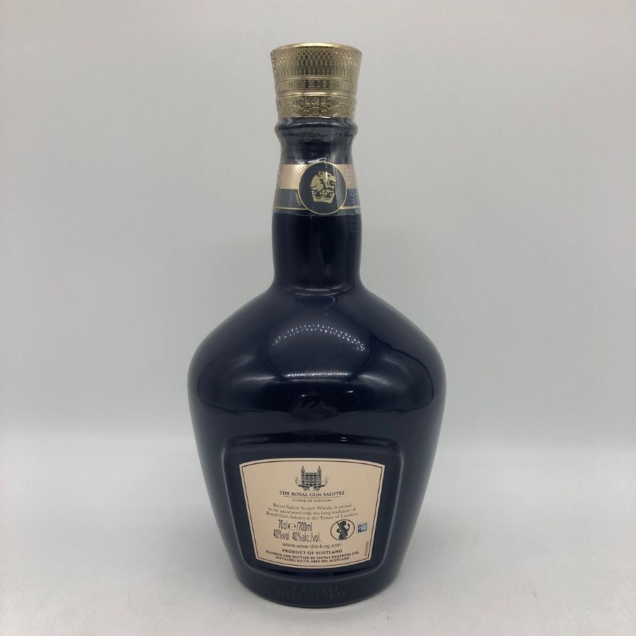 ロイヤルサルート 21年 青陶器ボトル 未開栓 - メルカリ