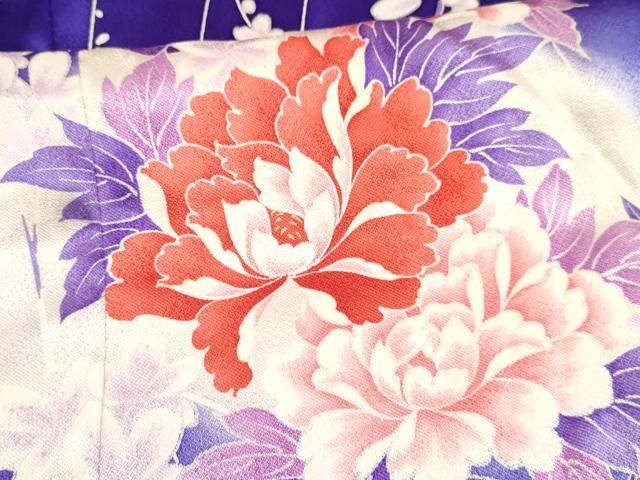 四つ身 牡丹花文