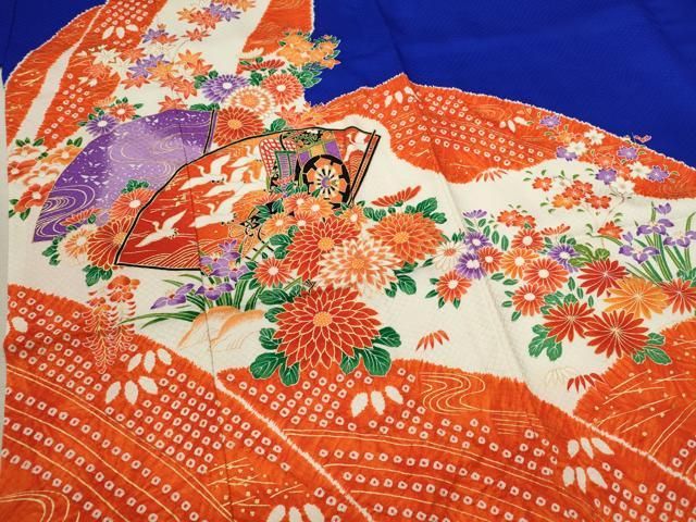 地紙重ね飛鶴草花文 金彩