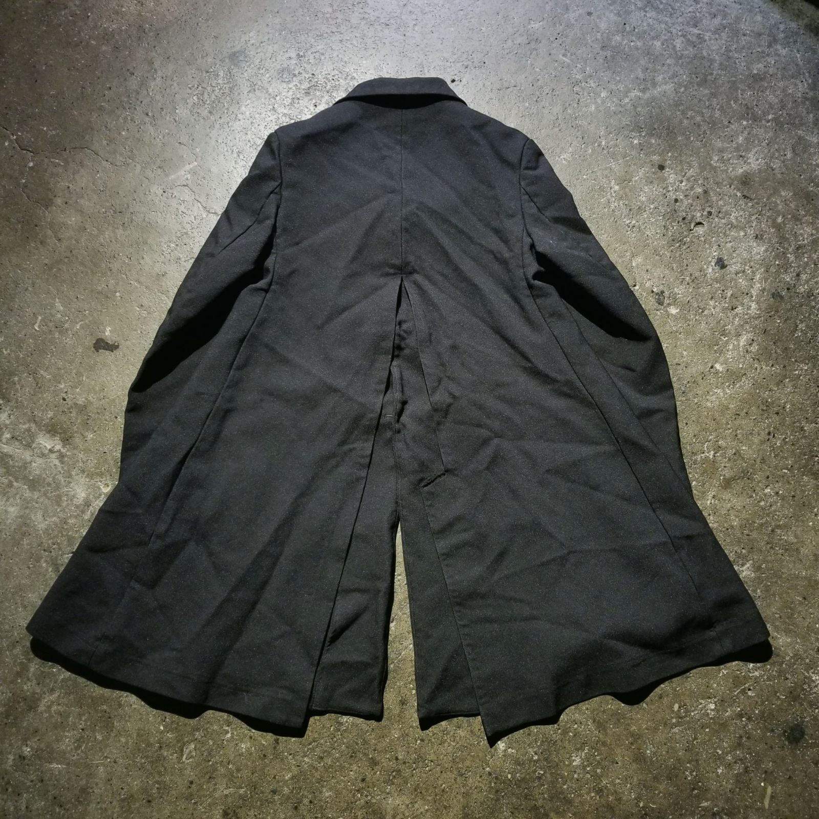 COMME des GARCONS HOMME PLUS 25ss エステル縮絨 バックスリット