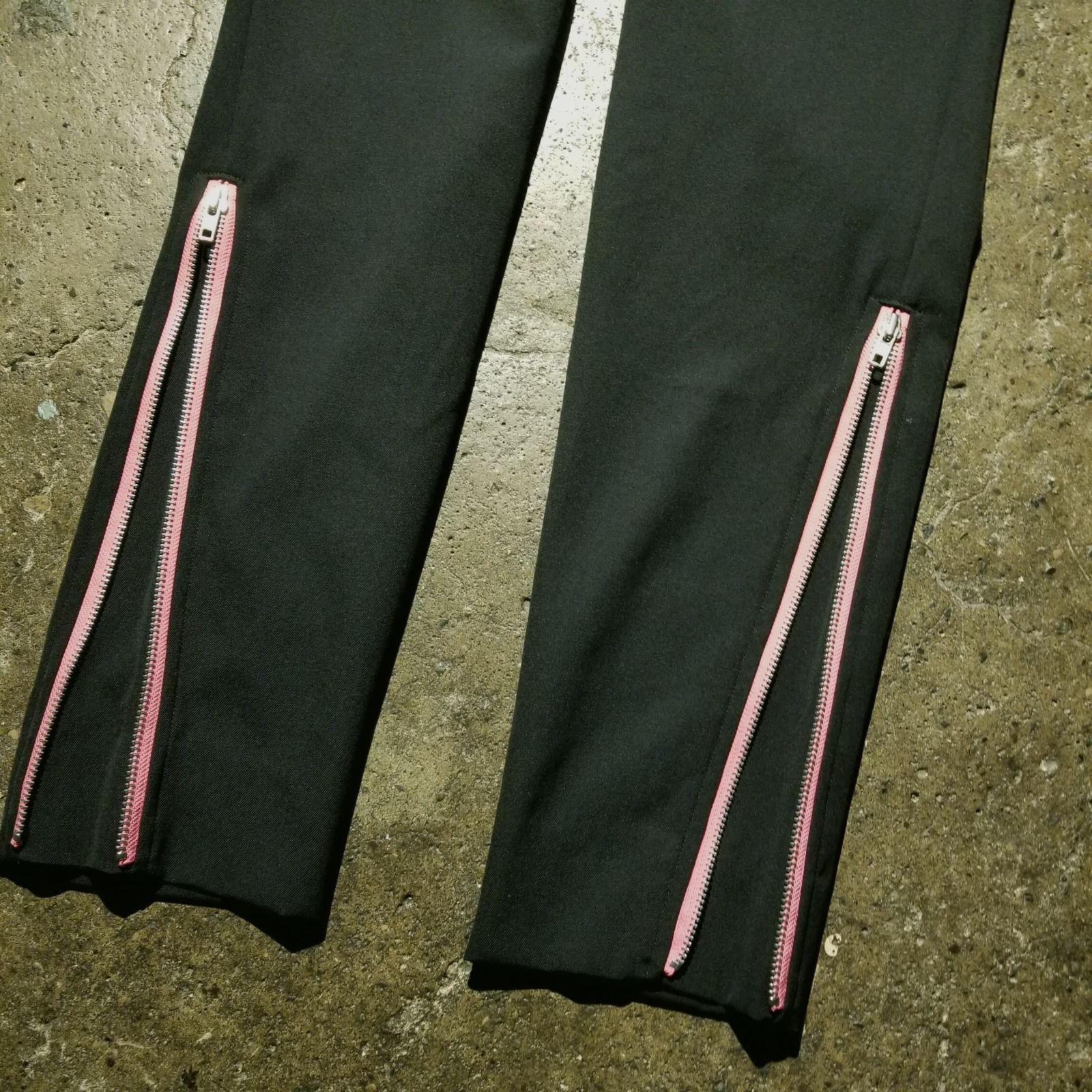 25SS コムデギャルソン オムプリュス　スラックス　　ジップ　ピンク COMME des GARCONS HOMME PLUS 25ss ウールギャバ 裾ジップスラックス