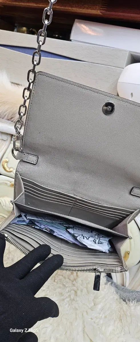 Tory Burch チェーン クロスバック グレー