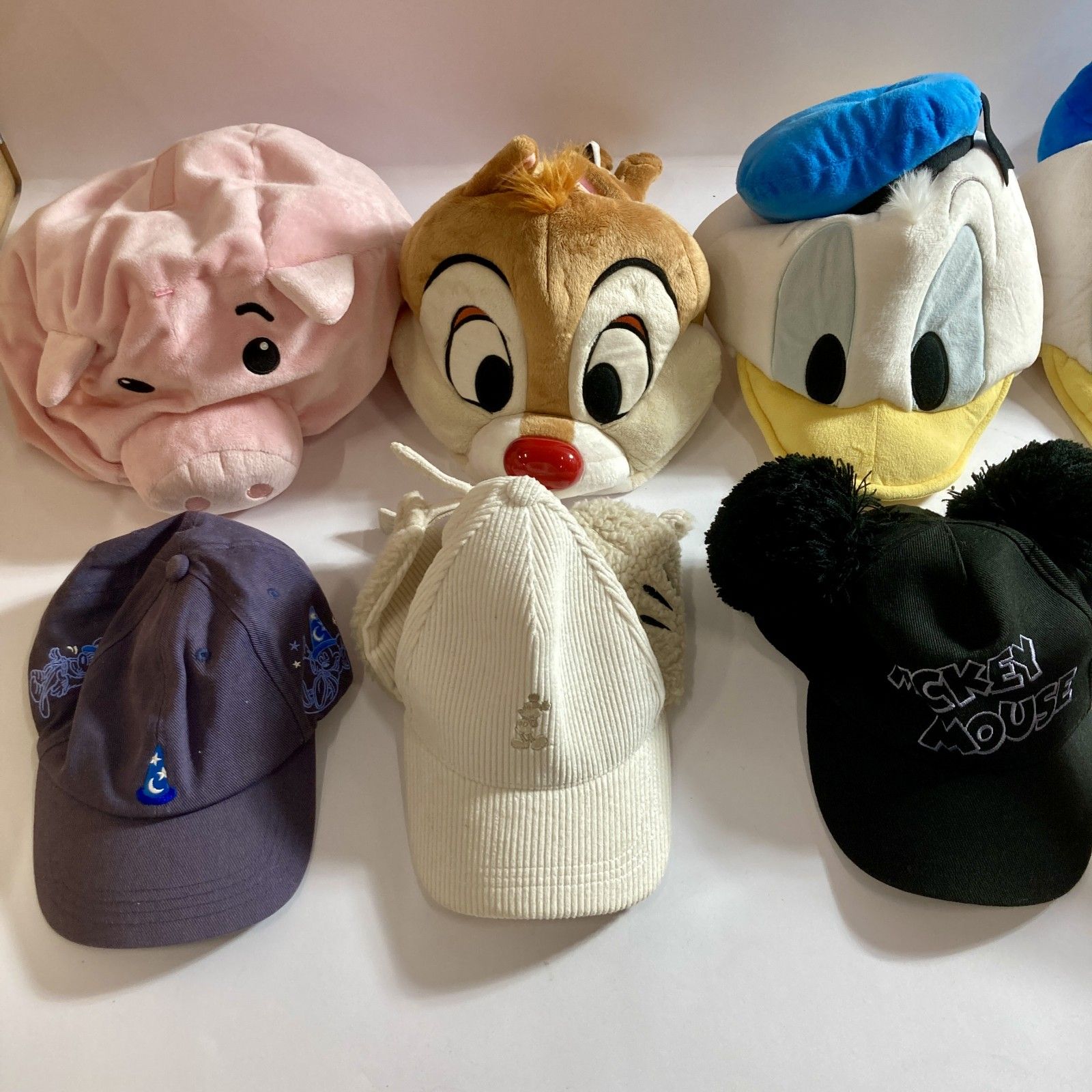 Disney ディズニー グッズ 24点 まとめ商品 ファンキャップ カチューシャ 帽子 サングラス ミッキー ミニー ドナルド デール 2.35 kg